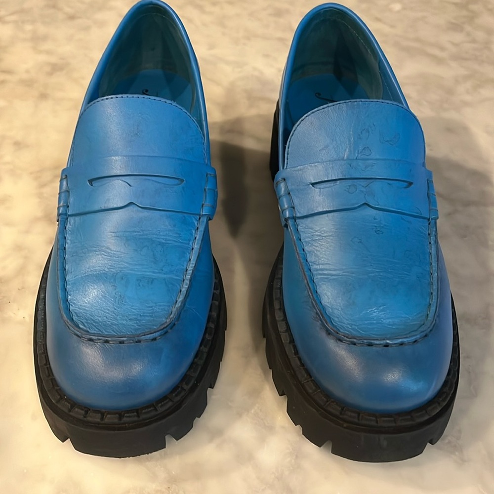 Super cute free people platform loafers